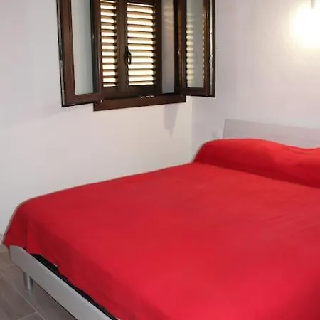 Holiday home Casa Tenn - Tanaunella